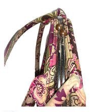 Load image into Gallery viewer, VERA BRADLEY LADIES VERY BERRY PAISLEY ELOISE KISSLOCK PURSE