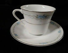 Load image into Gallery viewer, Style House Corsage Fine China