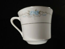 Load image into Gallery viewer, Style House Corsage Fine China
