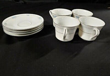 Load image into Gallery viewer, Style House Corsage Fine China