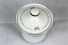 Load image into Gallery viewer, Style House Corsage Fine China